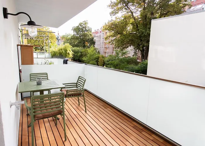 Apartment Stilvolle Mit Ruhig Gelegenem Balkon Vienna